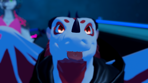 VRChat_2024-06-02_19-48-57.265_2560x1440.png