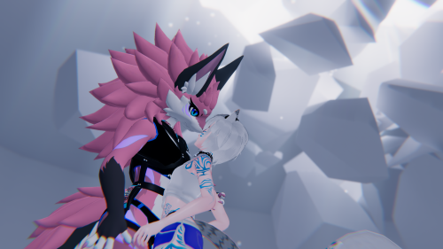 VRChat_2024-07-19_23-52-44.993_2560x1440.png