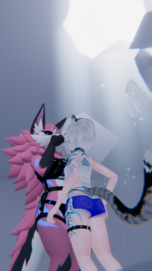 VRChat_2024-07-19_23-53-03.677_2560x1440.png