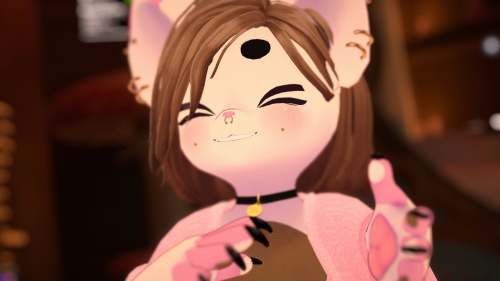 VRChat_2024-07-31_23-18-18.538_2560x1440.png