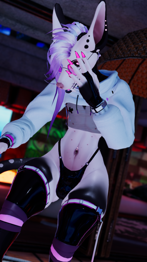 VRChat_2024-08-19_20-17-19.542_2560x1440.png