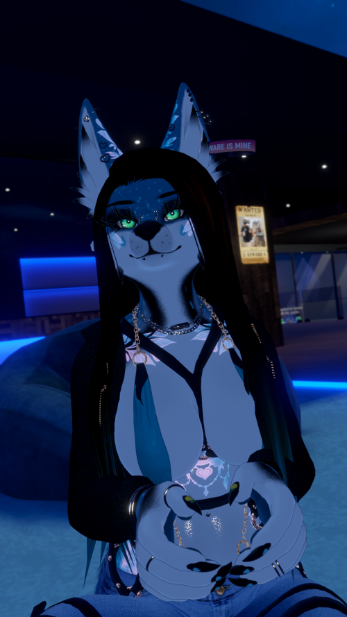 VRChat_2024-08-22_15-55-45.078_2560x1440.png