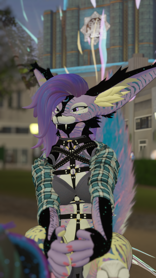 VRChat_2024-08-22_18-25-22.134_2560x1440.png