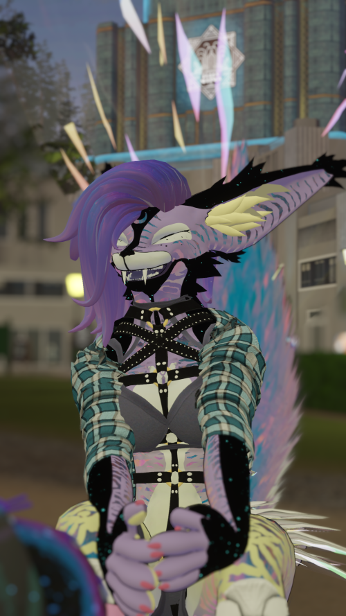 VRChat_2024-08-22_18-25-23.047_2560x1440.png
