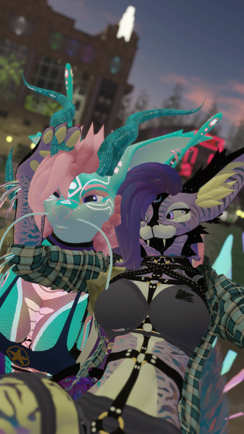 VRChat_2024-08-22_18-30-43.541_2560x1440.png