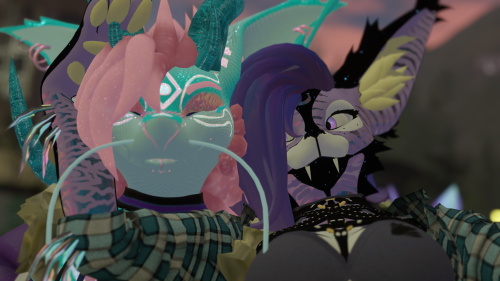 VRChat_2024-08-22_18-30-48.818_2560x1440.png