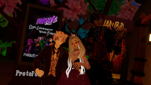 VRChat_2024-08-25_14-01-11.228_2560x1440.png